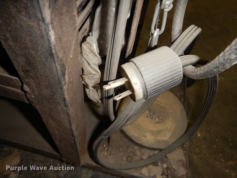 image for item DI9177 Millermatic 135 wire feed welder