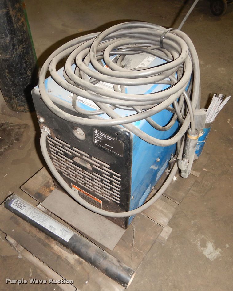 Miller Thunderbolt AC/DC welder in Kansas City, KS | Item DI9178 sold ...