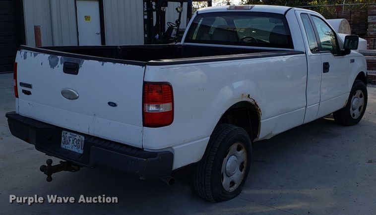 image for item ET9915 2006 Ford F150 pickup truck