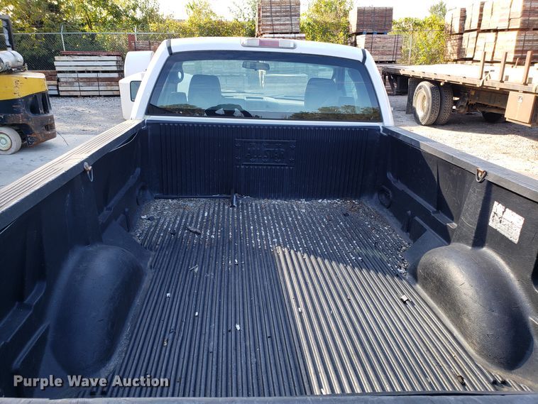 image for item ET9915 2006 Ford F150 pickup truck