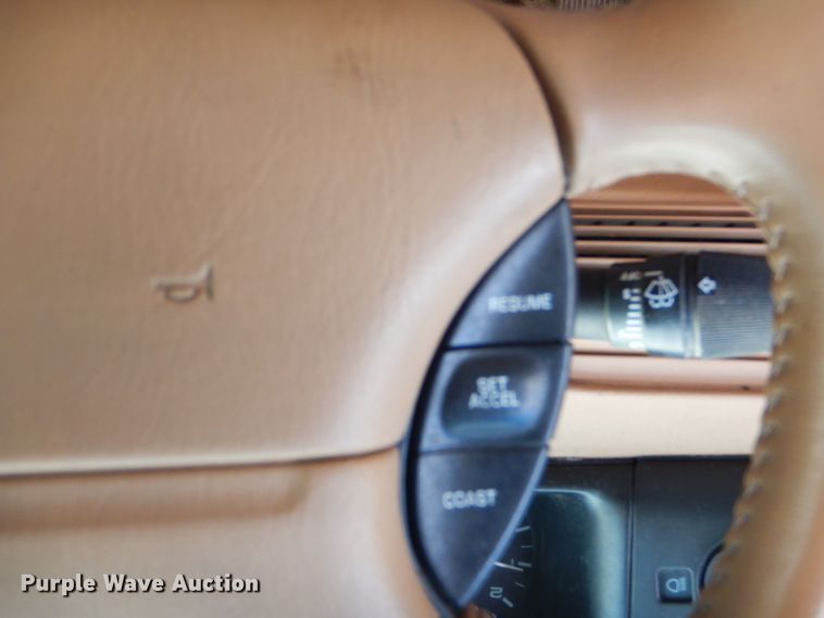 image for item EY9328 1994 Lincoln Mark VIII