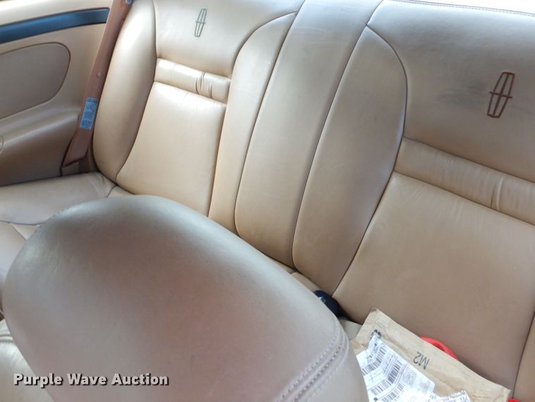 image for item EY9328 1994 Lincoln Mark VIII