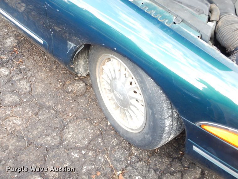 image for item EY9328 1994 Lincoln Mark VIII