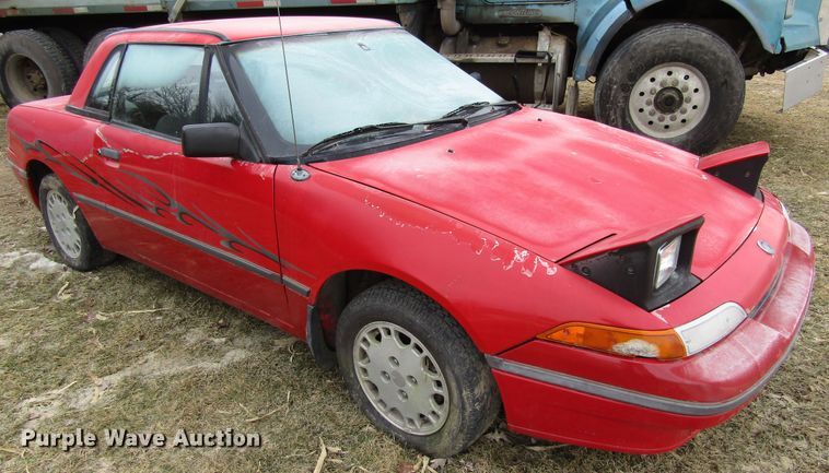 image for item FD9330 1992 Mercury Capri convertible