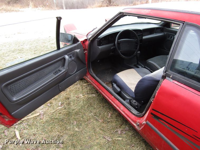 image for item FD9330 1992 Mercury Capri convertible