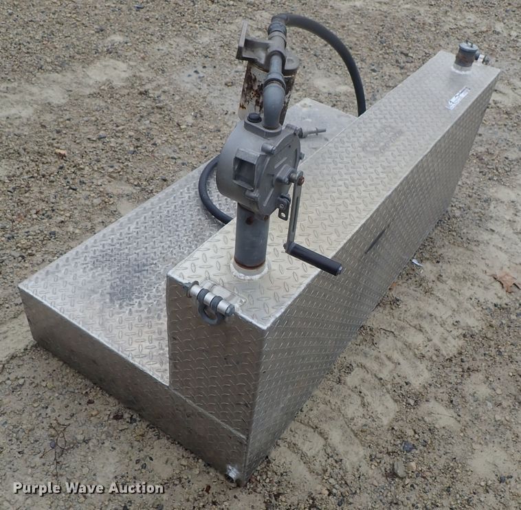 image for item FF9327 L-shaped fuel tank