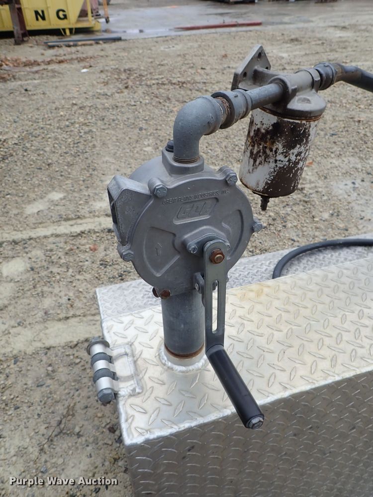 image for item FF9327 L-shaped fuel tank