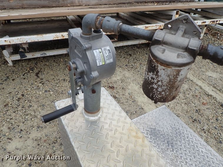 image for item FF9327 L-shaped fuel tank