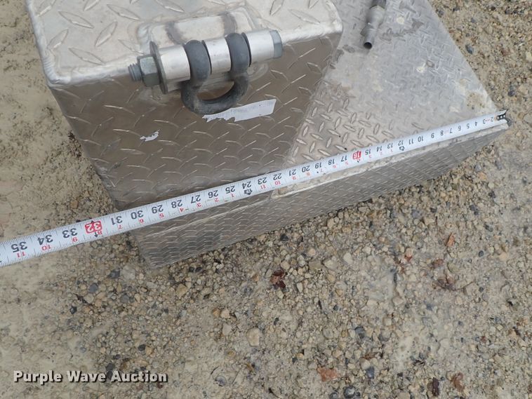 image for item FF9327 L-shaped fuel tank