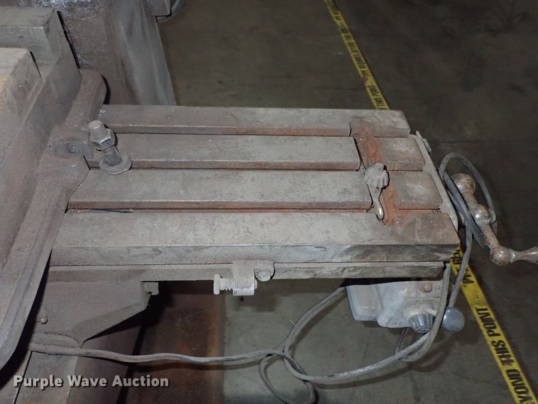 image for item FF9331 Bridgeport vertical milling machine