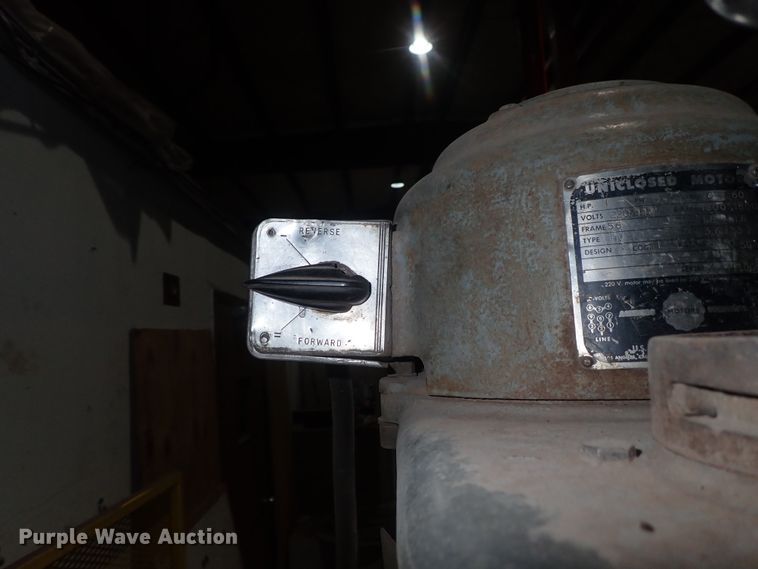 image for item FF9331 Bridgeport vertical milling machine