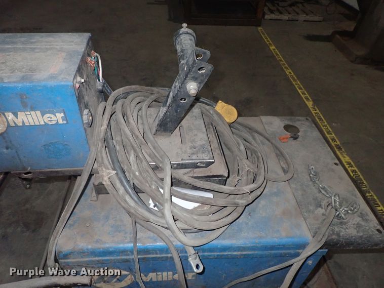 image for item FF9332 Miller CP302 welder