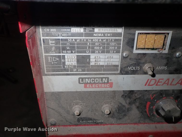 image for item FF9333 Lincoln Idealarc CV-300 welder
