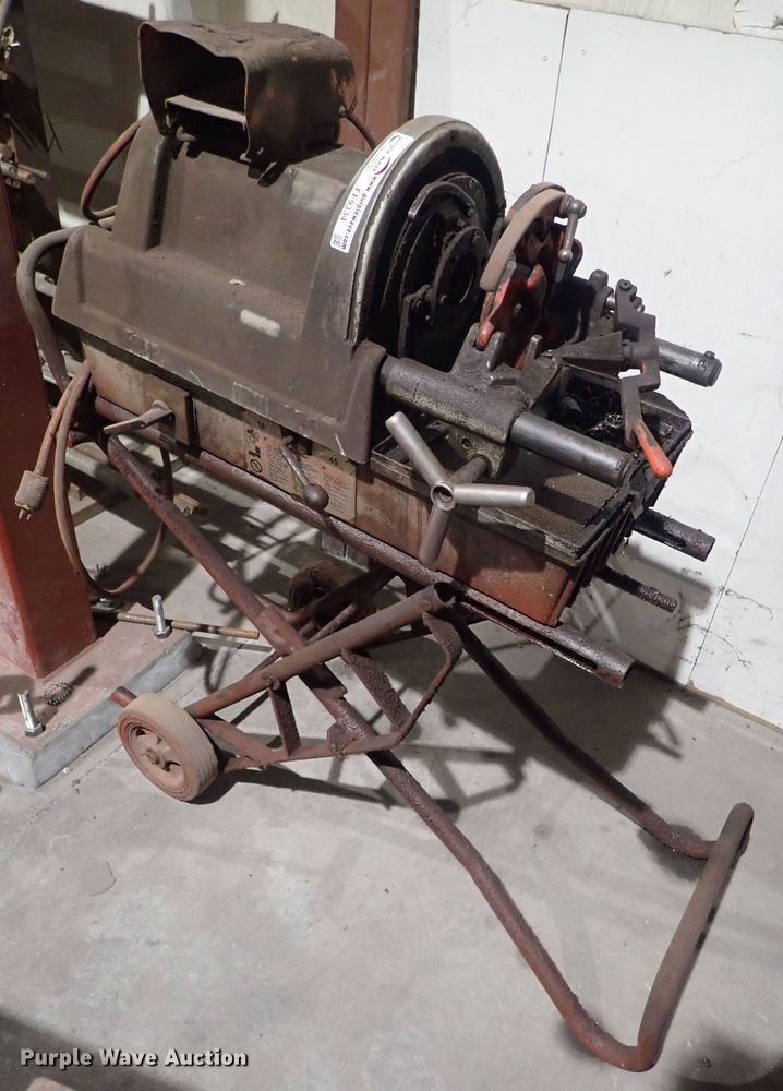 image for item FF9334 Ridgid 1822-I pipe threader