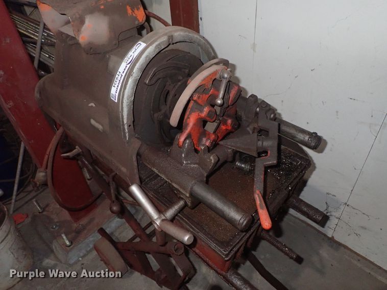 image for item FF9334 Ridgid 1822-I pipe threader