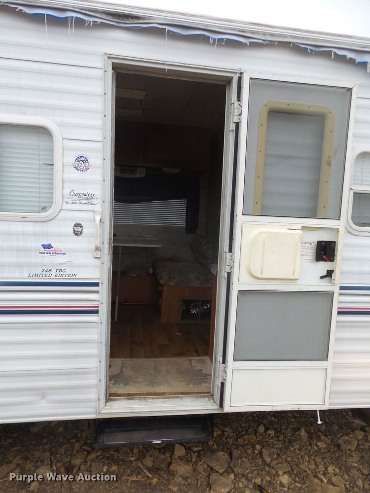 image for item FJ9040 2004 Coachman 248 TBG camper