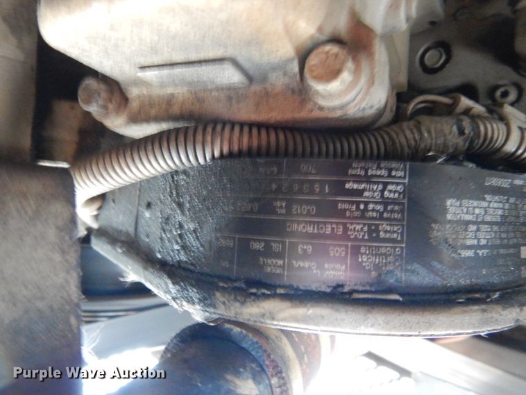 image for item FU9066 2006 New Flyer D40LF coach bus