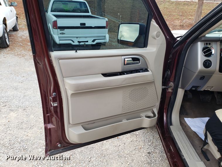 image for item GA9396 2011 Ford Expedition SUV