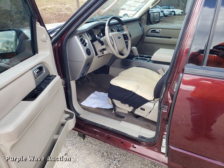 image for item GA9396 2011 Ford Expedition SUV