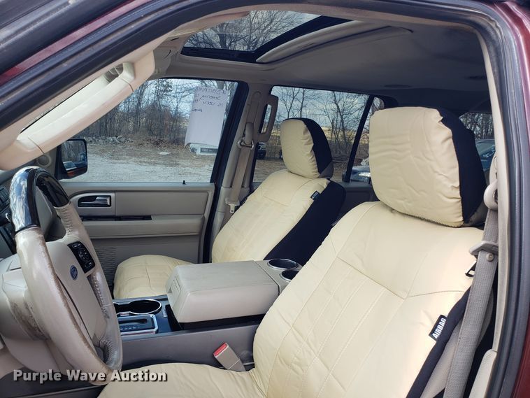 image for item GA9396 2011 Ford Expedition SUV