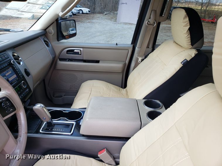 image for item GA9396 2011 Ford Expedition SUV