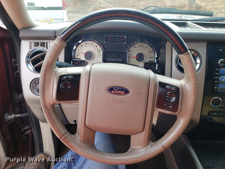 image for item GA9396 2011 Ford Expedition SUV