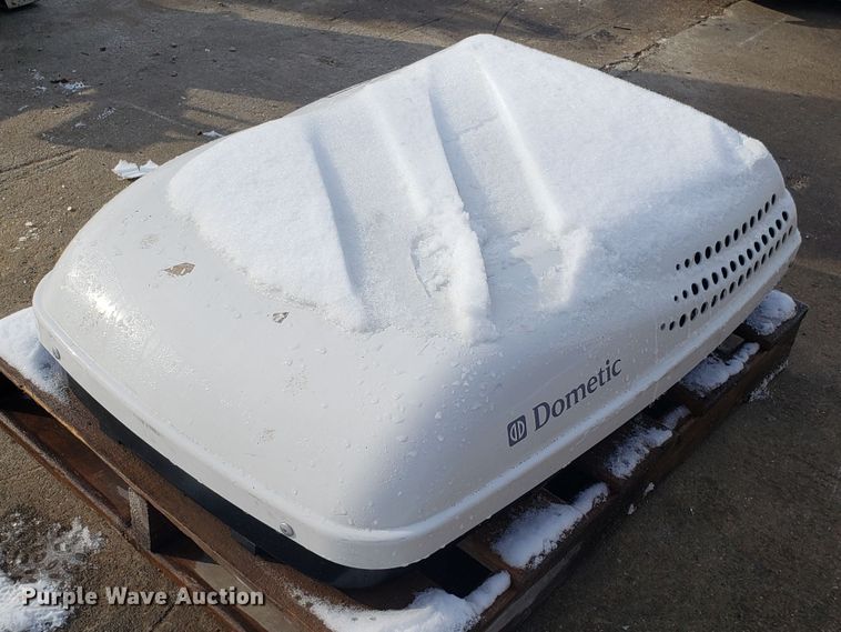 image for item GA9398 Dometic rooftop AC and heat unit