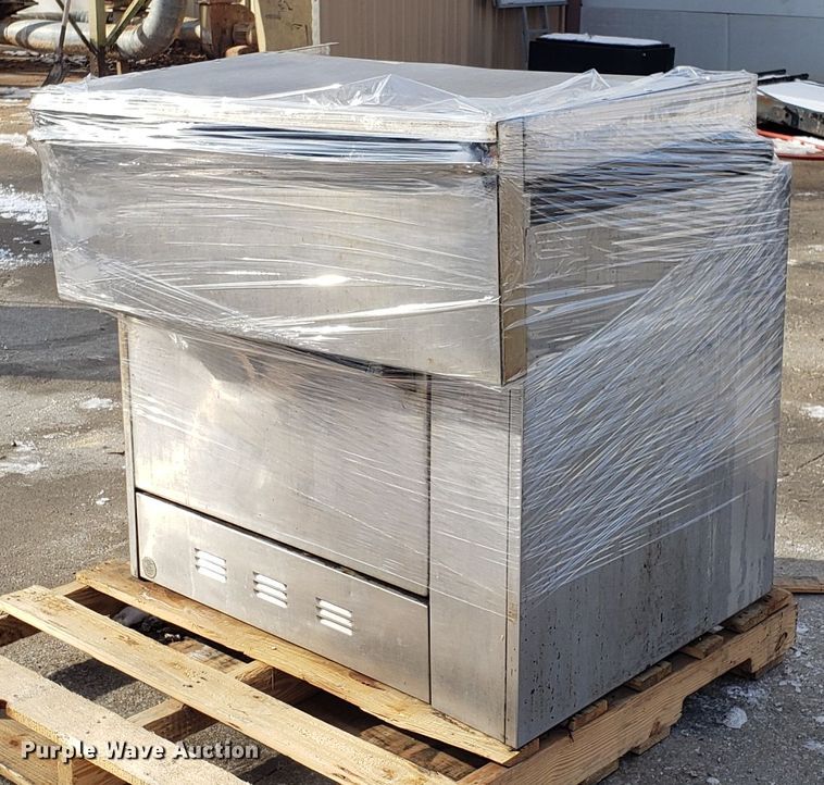 image for item GA9402 Stainless steel stove