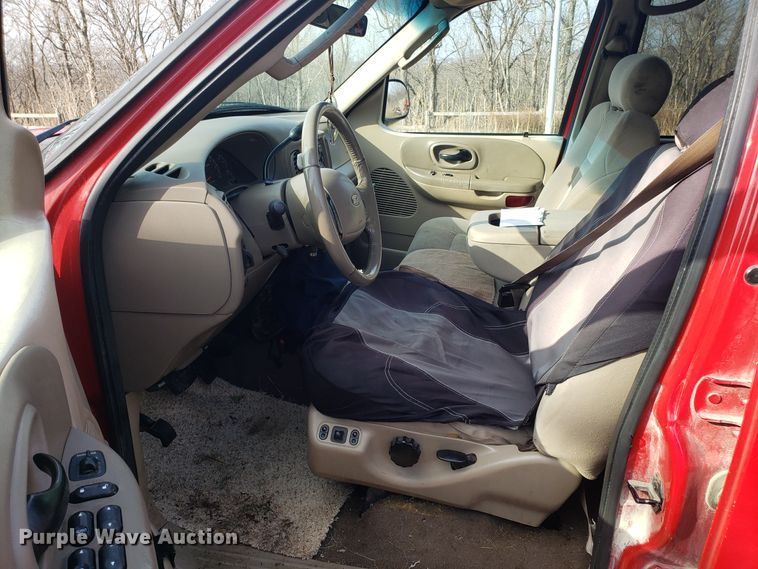 image for item GA9443 2003 Ford F150 SuperCrew pickup truck