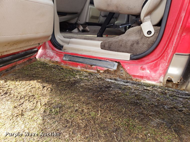 image for item GA9443 2003 Ford F150 SuperCrew pickup truck