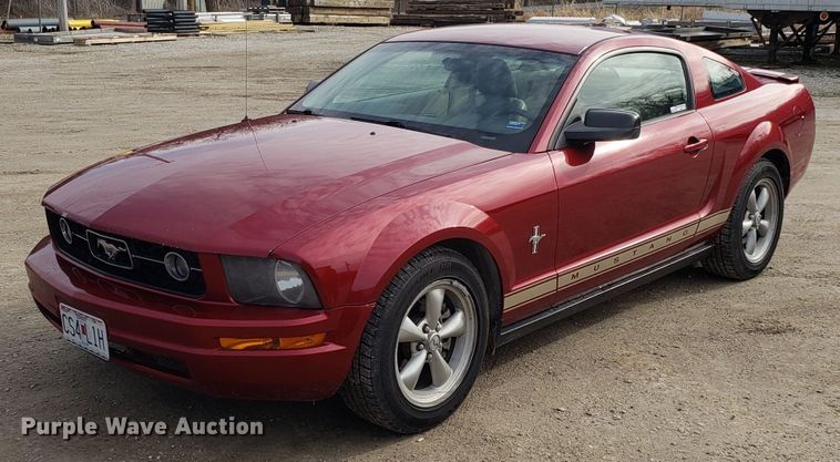 image for item GA9447 2007 Ford Mustang