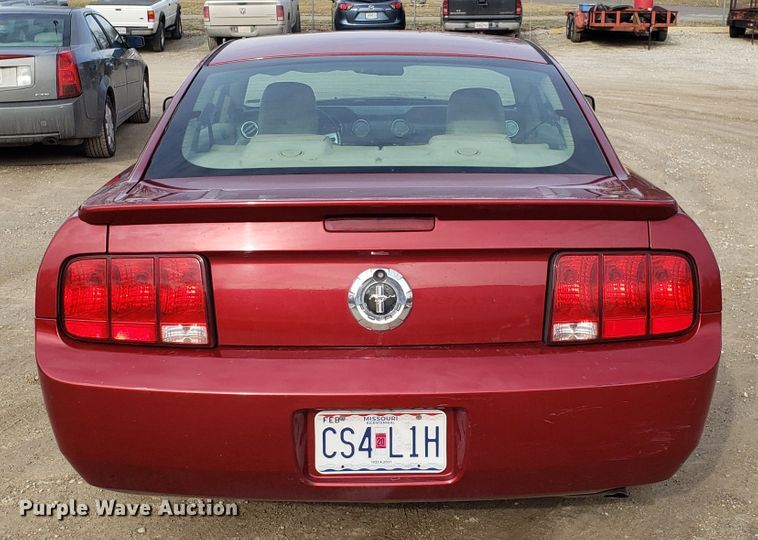 image for item GA9447 2007 Ford Mustang