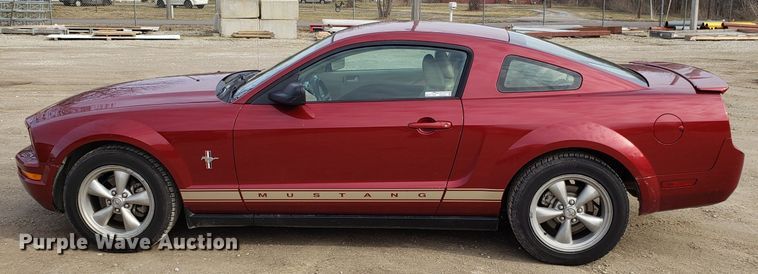 image for item GA9447 2007 Ford Mustang
