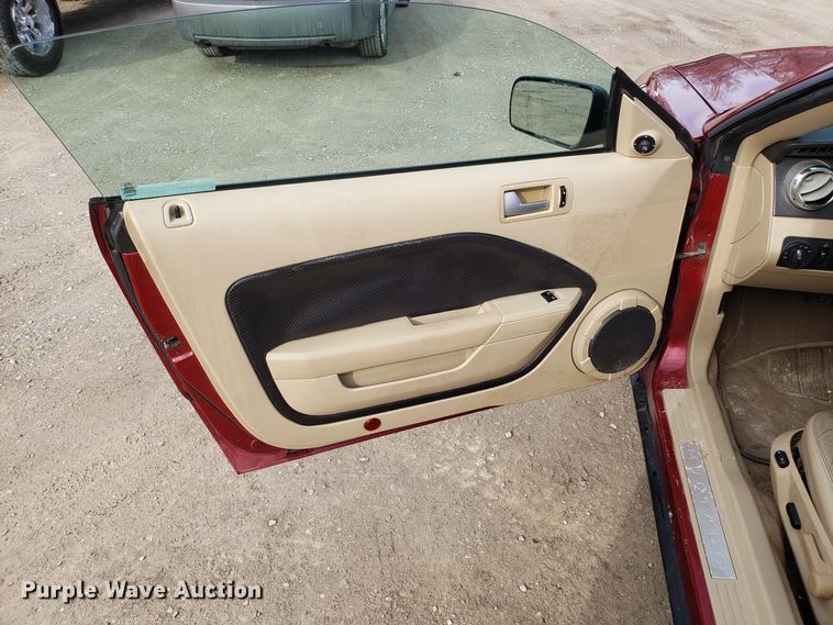 image for item GA9447 2007 Ford Mustang