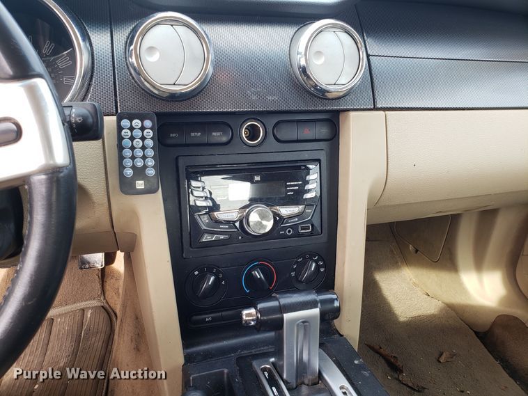 image for item GA9447 2007 Ford Mustang