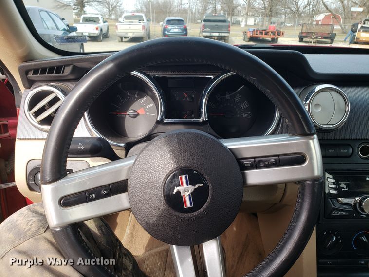 image for item GA9447 2007 Ford Mustang