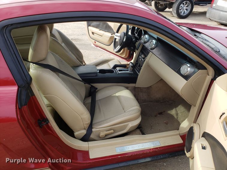 image for item GA9447 2007 Ford Mustang