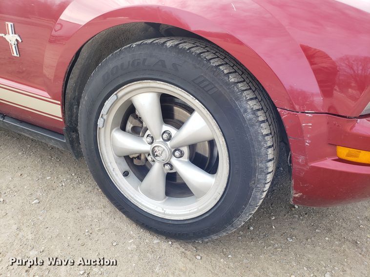 image for item GA9447 2007 Ford Mustang