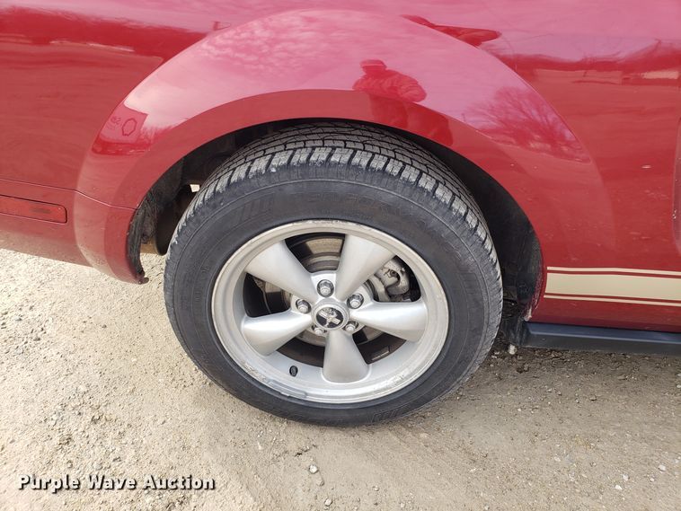 image for item GA9447 2007 Ford Mustang