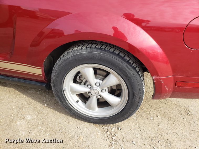 image for item GA9447 2007 Ford Mustang