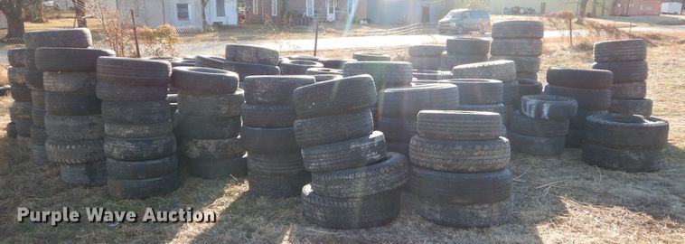 image for item GB9624 Approximately 200 tires