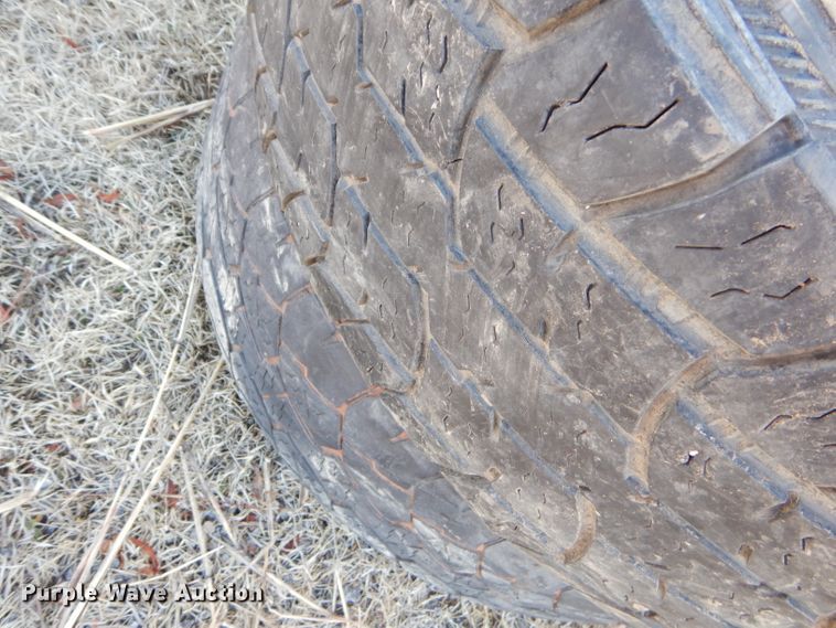 image for item GB9624 Approximately 200 tires