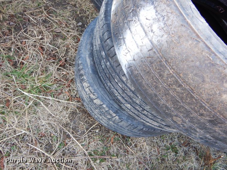 image for item GB9624 Approximately 200 tires