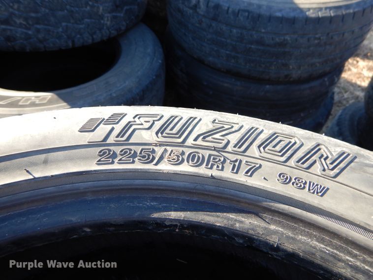 image for item GB9624 Approximately 200 tires