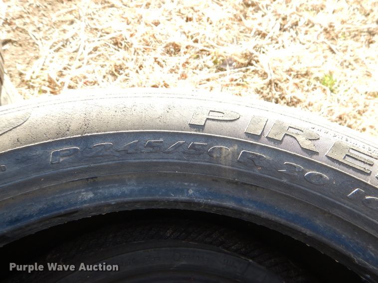 image for item GB9624 Approximately 200 tires