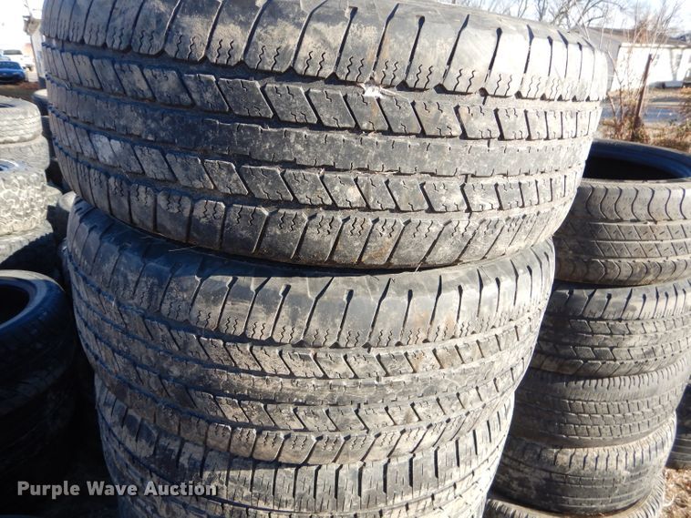 image for item GB9624 Approximately 200 tires