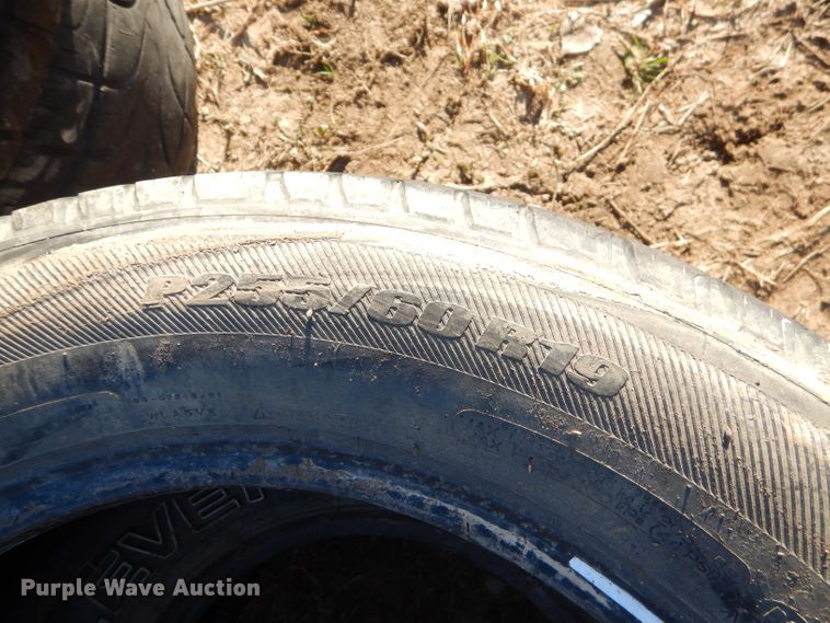 image for item GB9624 Approximately 200 tires