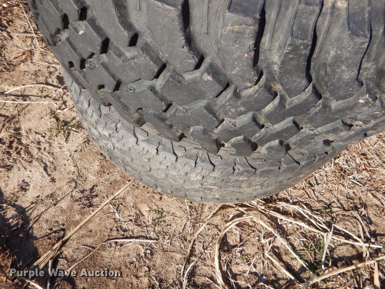 image for item GB9624 Approximately 200 tires