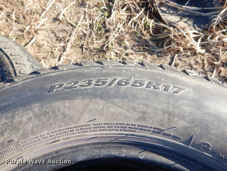 image for item GB9624 Approximately 200 tires