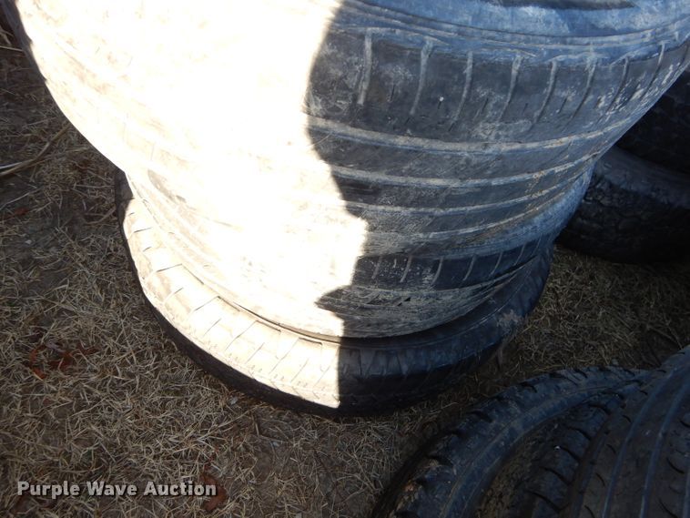 image for item GB9624 Approximately 200 tires
